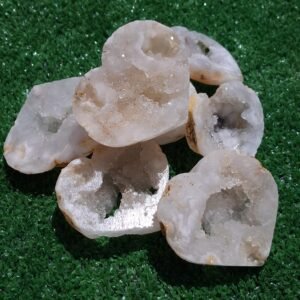 wholesale carved geode heart crystal