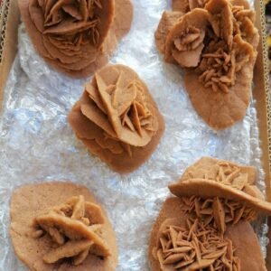 Wholesale display box of large natural desert rose selenite gypsum rosette crystal clusters from Morocco